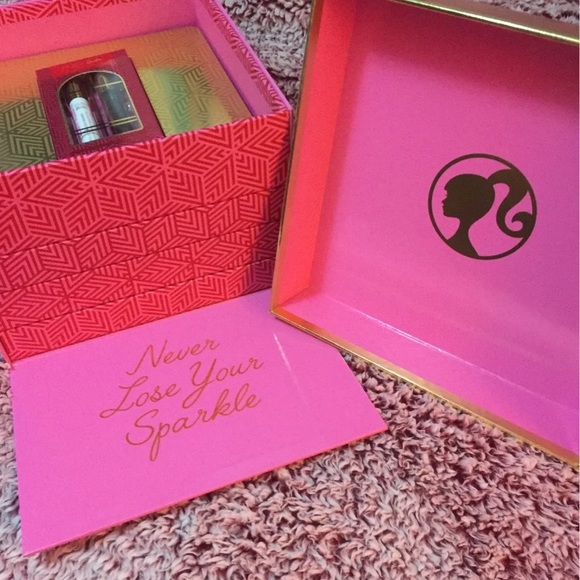 Barbie PÜR X 12PCS Vault - Picture 2 of 10